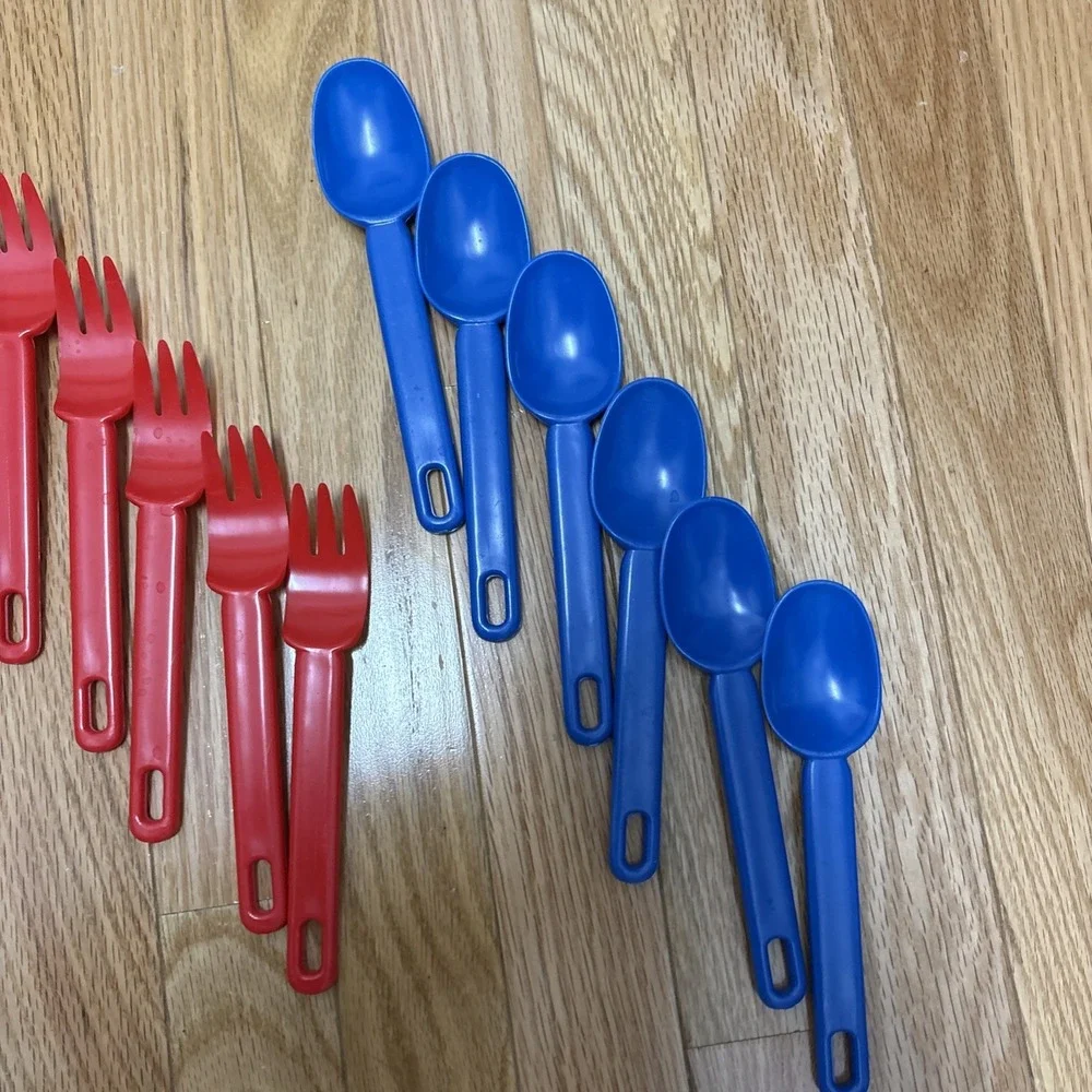 Vintage Primary Color‎ Strudy Plastic Picnic Flatware - 24 Piece Set